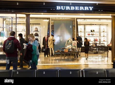 Burberry heathrow airport